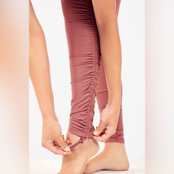 Fabletics Mauve Pink Cashel Foldover PureLuxe Ruched Athletic Legging - Picture 4 of 8
